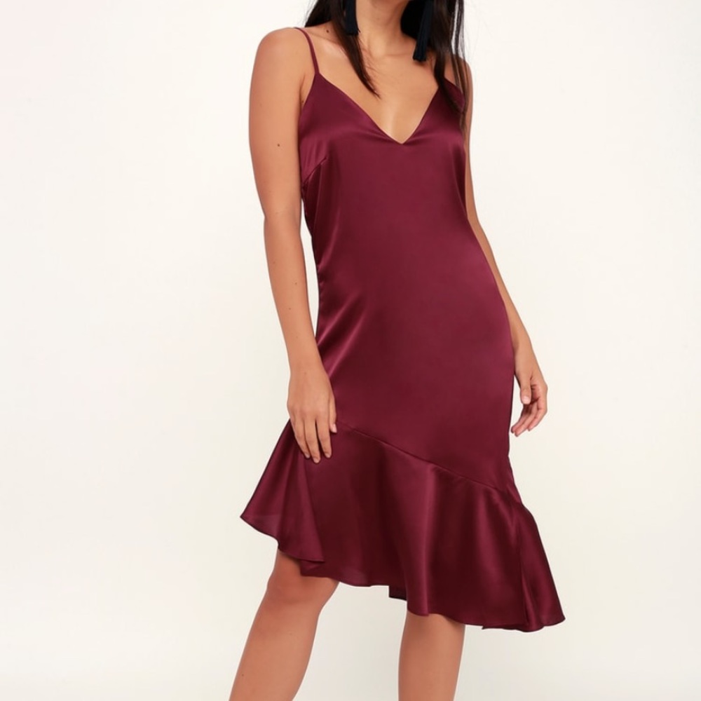 Lulus bewitching beauty slip dress NWT